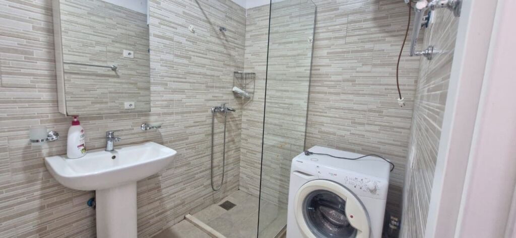 Apartament 1+1,(parkim) QSUT!