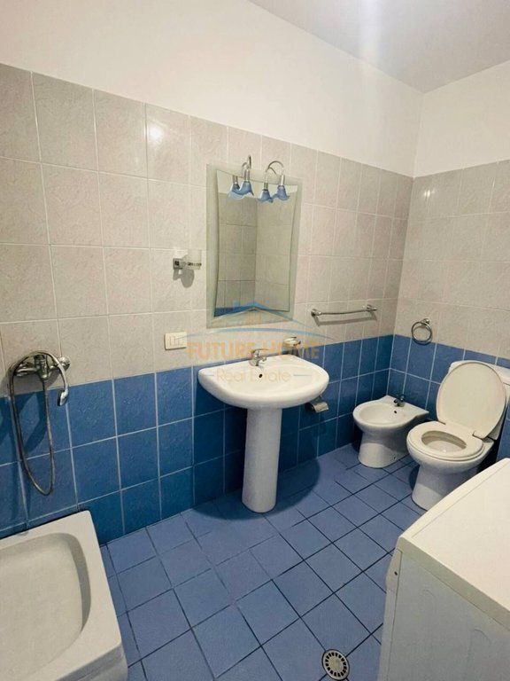 Qira, Apartament 1+1, Restorant Fresku, Tirane.