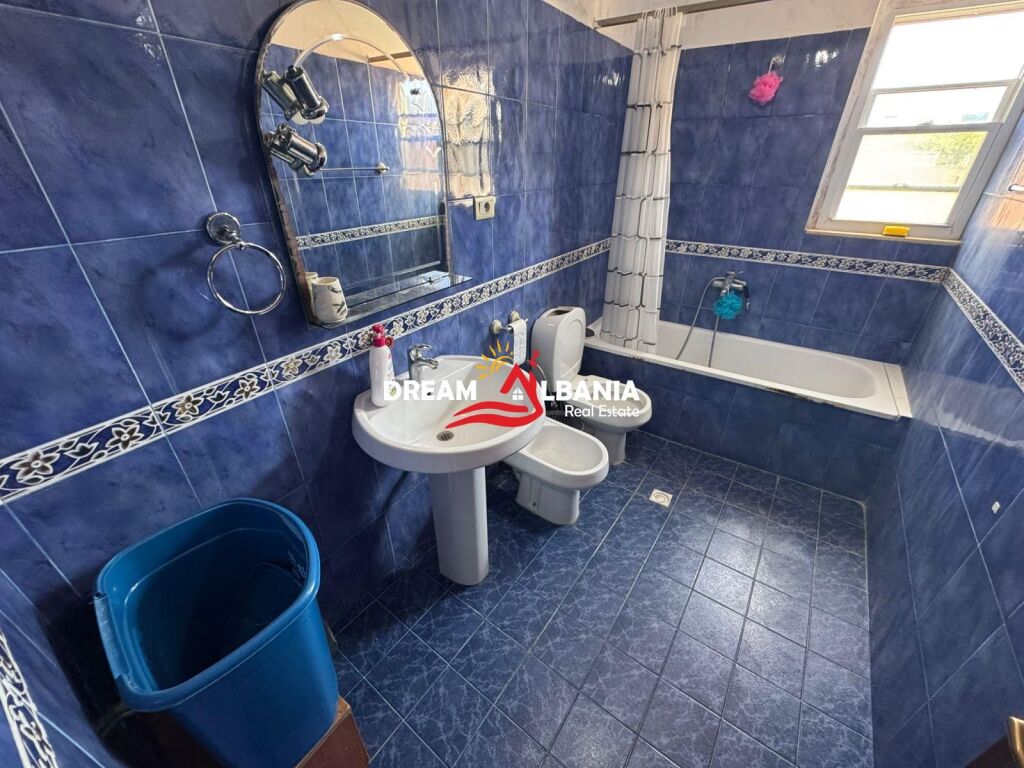 Appartamento 1+1 in affitto in Via Durresit, vicino al Bar Mulino Vecchio a Tirana(ID 4219462)