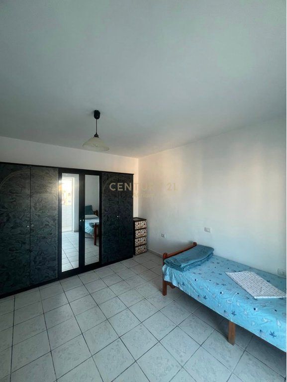 JEPET ME QIRA APARTAMENT 2+1 ME 2 BALLKONE PRANË SHKOLLËS SË BALETIT – RRUGA E ELBASANIT!!