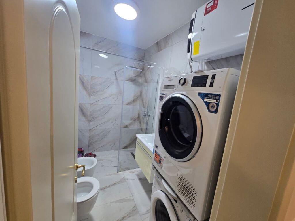 Apartament 1+1 për shitje | Bulevardi Zogu i Parë, Tiranë