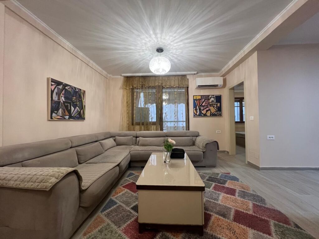 Apartament 1+1 për shitje | Bulevardi Zogu i Parë, Tiranë