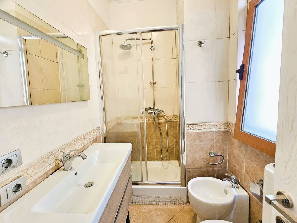 🏡 SHITET APARTAMENT 2+1+2 – MYSLYM SHYRI