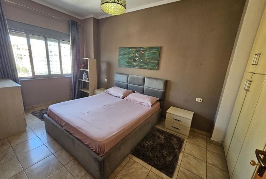 Ad Astir Vendesi Appartamento 2+1 Arredato!