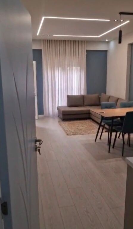 Via Barrikadave, si affitta un appartamento 1+1.