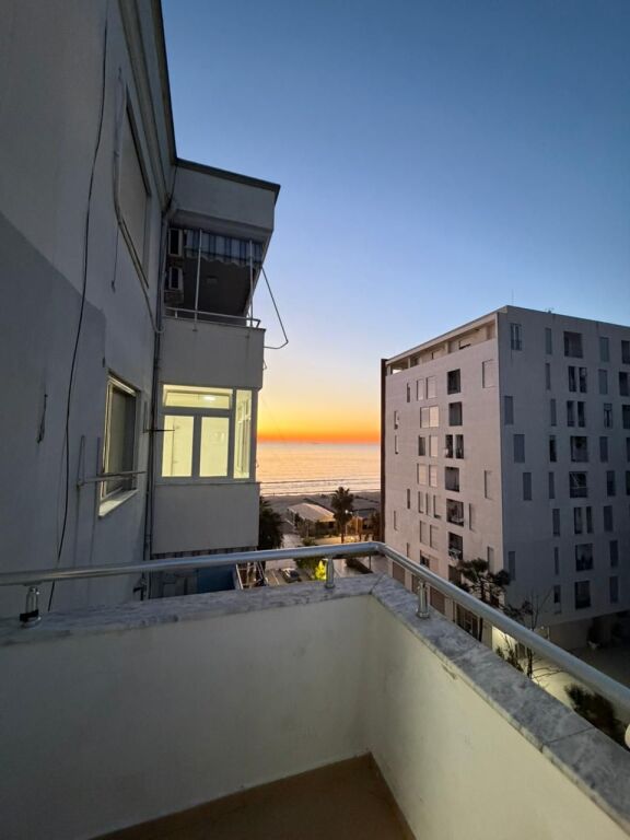 Vendo appartamento con vista sul mare a Durazzo