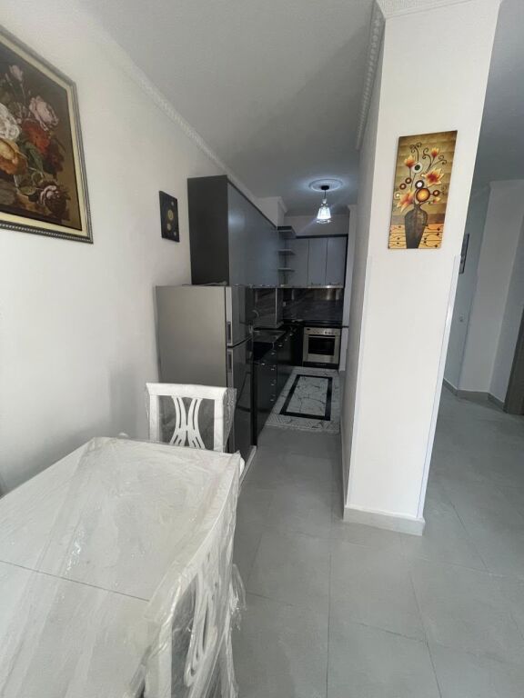 Appartamento 2+1, Via 5 Maji!