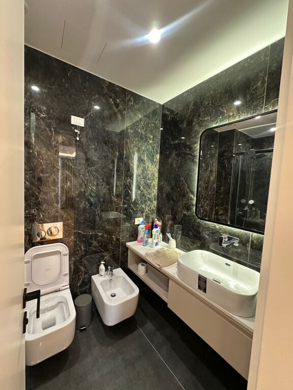 🏡 JEPET ME QIRA APARTAMENT 2+1+2 – LAKE VIEW RESIDENCE ✨
