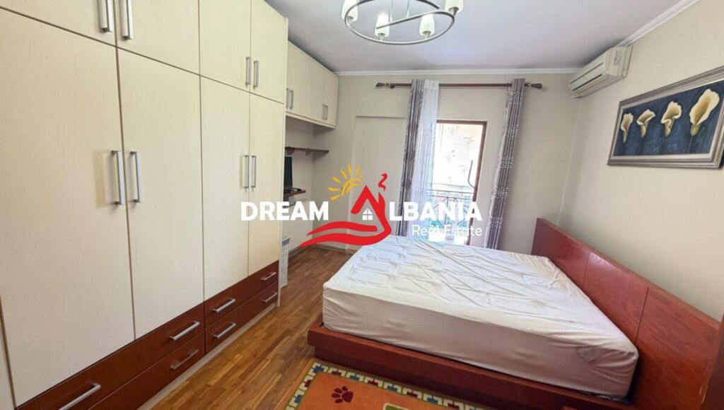 Jepet Apartament 2+1+2 me qera Tek Rruga e Barikadave, prane hotel Areela (ID 42215634)