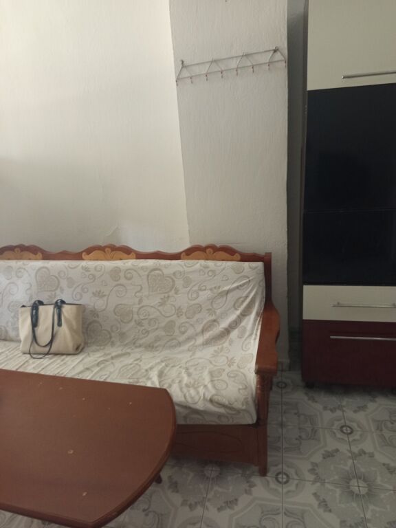 Apartment 1+1. 27000 leke.21 December