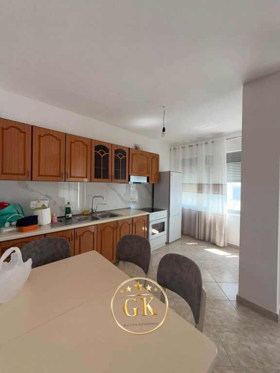 Rent 2+1 +2 balconies 📍Spitali Durres • 30,000 leke net✅
