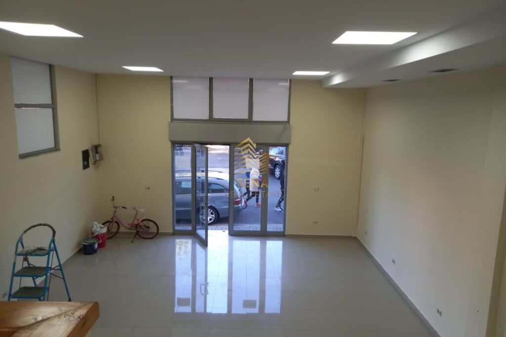 Rent, Business Premises, Selite Area, Hamdi Pepo Street, 70,000 Leke/Month