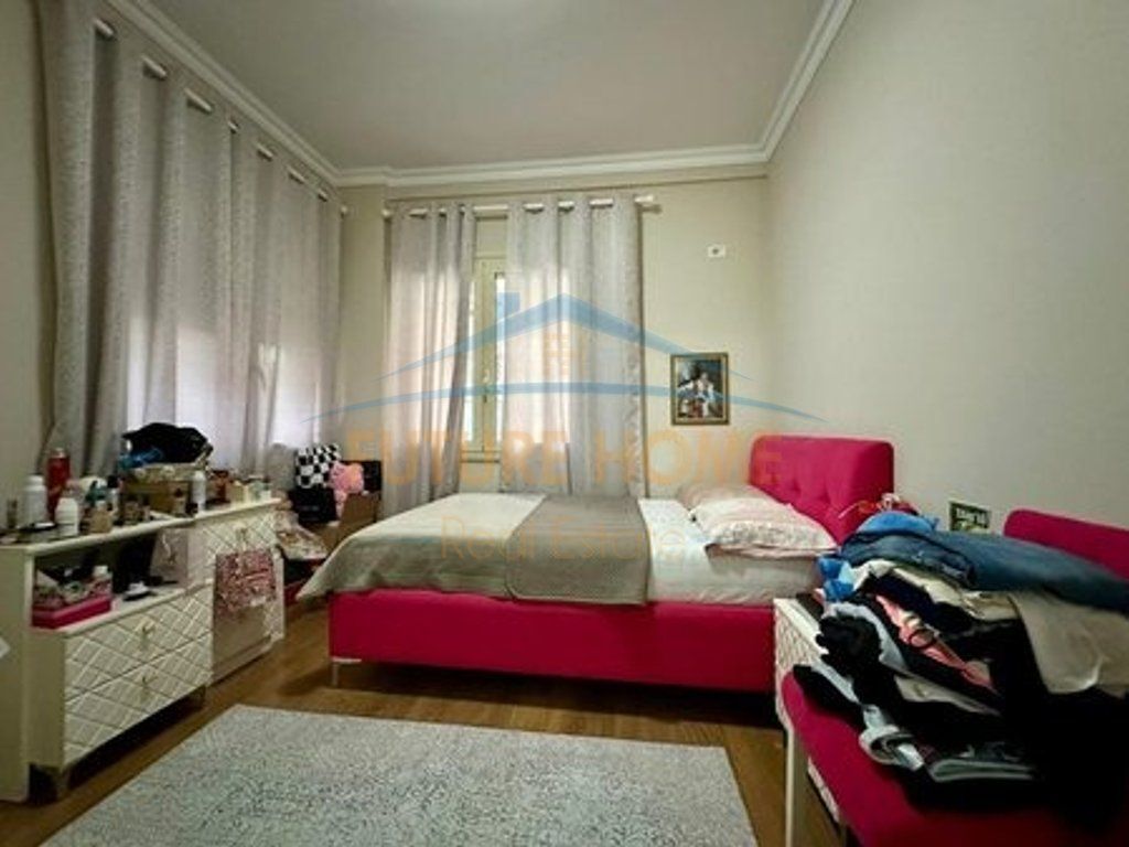 Shitet, Apartament 3+1+2, Liqeni i Thatë, Tiranë. Capital72040