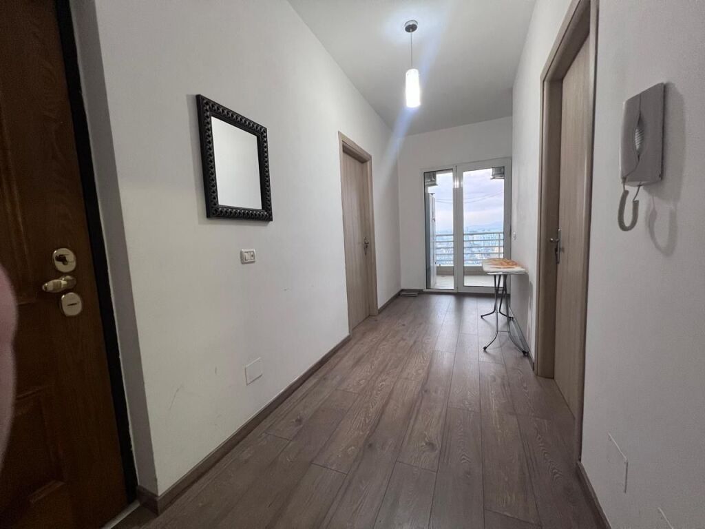 Jepet Me Qera Apartament 2+1+2 Ballkone