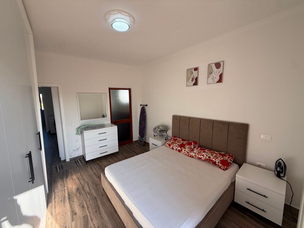 🏡 Jepet me qira pjesë vile 2+1 📍 Pranë Casa Italia, tek Pallatet e Verdha