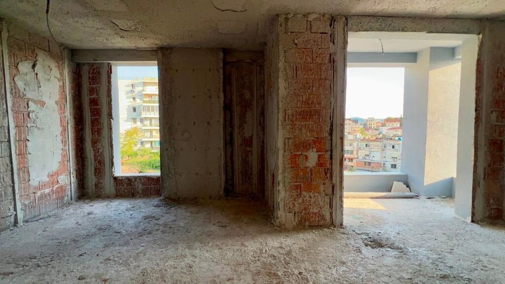 🏠SHITET: 2+1+2wc 📍Ali Demi (Evergreen Residence) - Orientim:JUG plote diell🌞 - 172,000€ - Pallat V.2026 - K.5 - Sp.111m² || Perfundon Dhjetor 2026