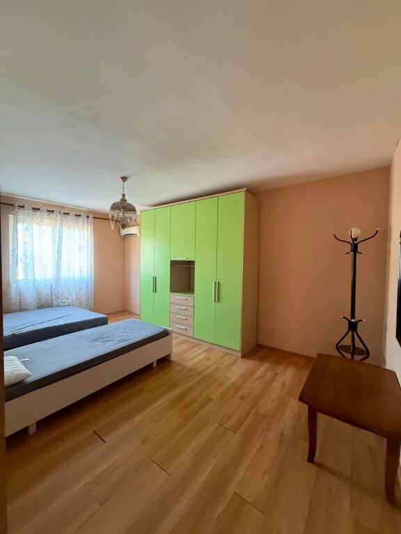APARTAMENT PER QERA  2+1 RRUGA KONGRESI I MANASTIRIT