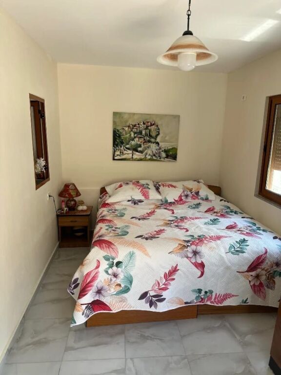Jepet Me Qera Apartament 2+1+1 Verande