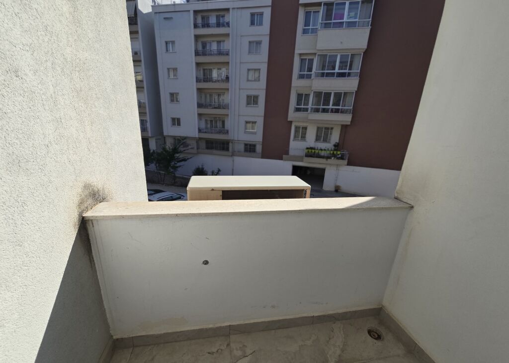 Apartment 2+1+2+2 Balconies For Rent | Dry Lake