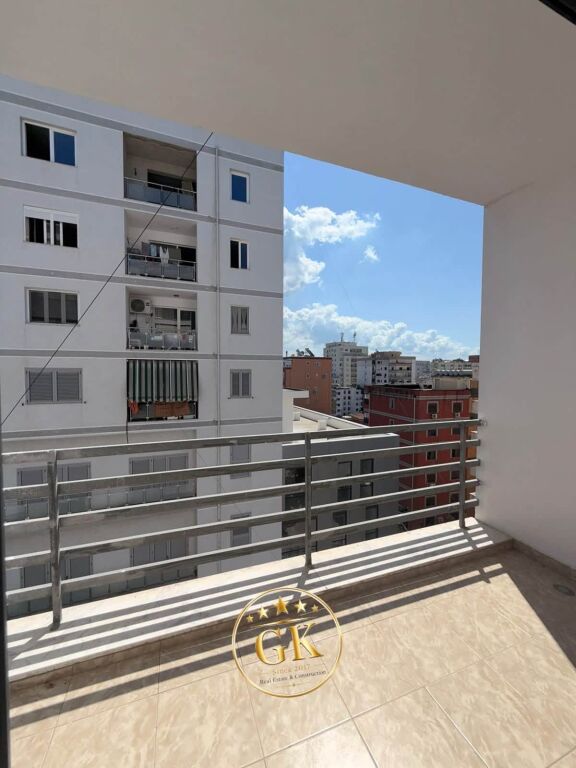 Rent 2+1 +2 balconies 📍Spitali Durres • 30,000 leke net✅