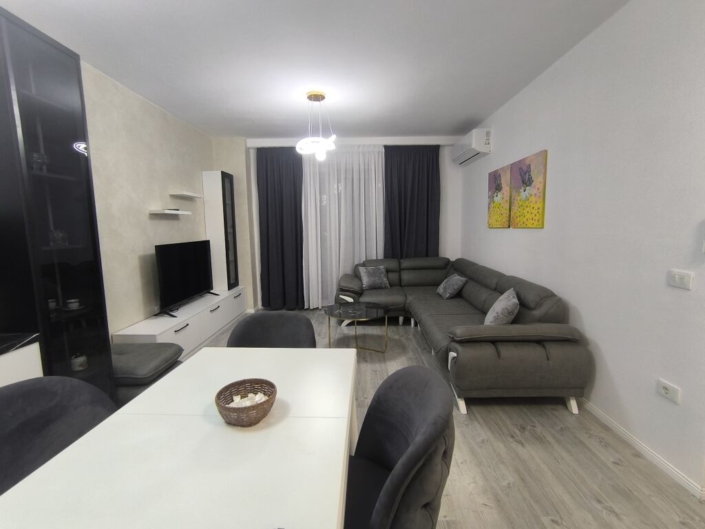 For rent 1+1 at Golden Park