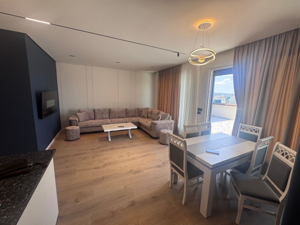 🏡 Apartment 2+1+ veranda+ parking space for rent at 5 Maji,
