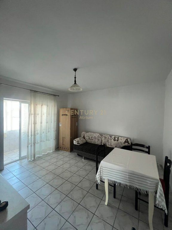 JEPET ME QIRA APARTAMENT 2+1 ME 2 BALLKONE PRANË SHKOLLËS SË BALETIT – RRUGA E ELBASANIT!!