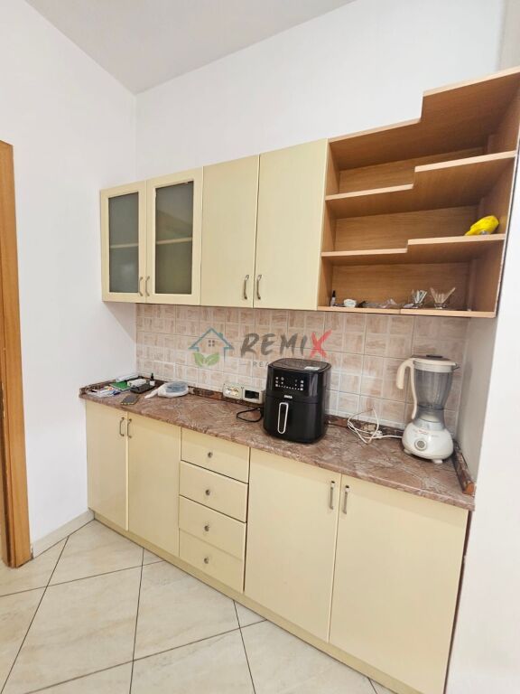 🏡 **AFFITTASI APPARTAMENTO 3+1+2 VICINO AL FLAGSHIP CENTER, DURRËS**