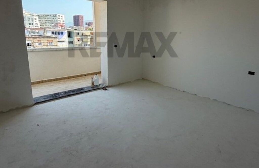 Shitet apartament 1+1 në zonën e Vasil Shantos!!! ID: 530551001-524