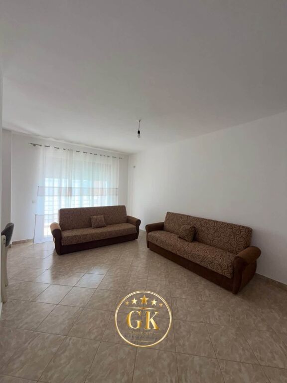 Rent 2+1 +2 balconies 📍Spitali Durres • 30,000 leke net✅