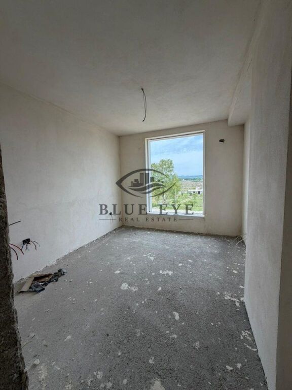 Apartament per Shitje 1+1 – Porto Lalëzi!