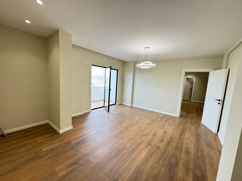 Apartament 2+1 për Shitje – Kompleksi Kasa, Plazh Durrës