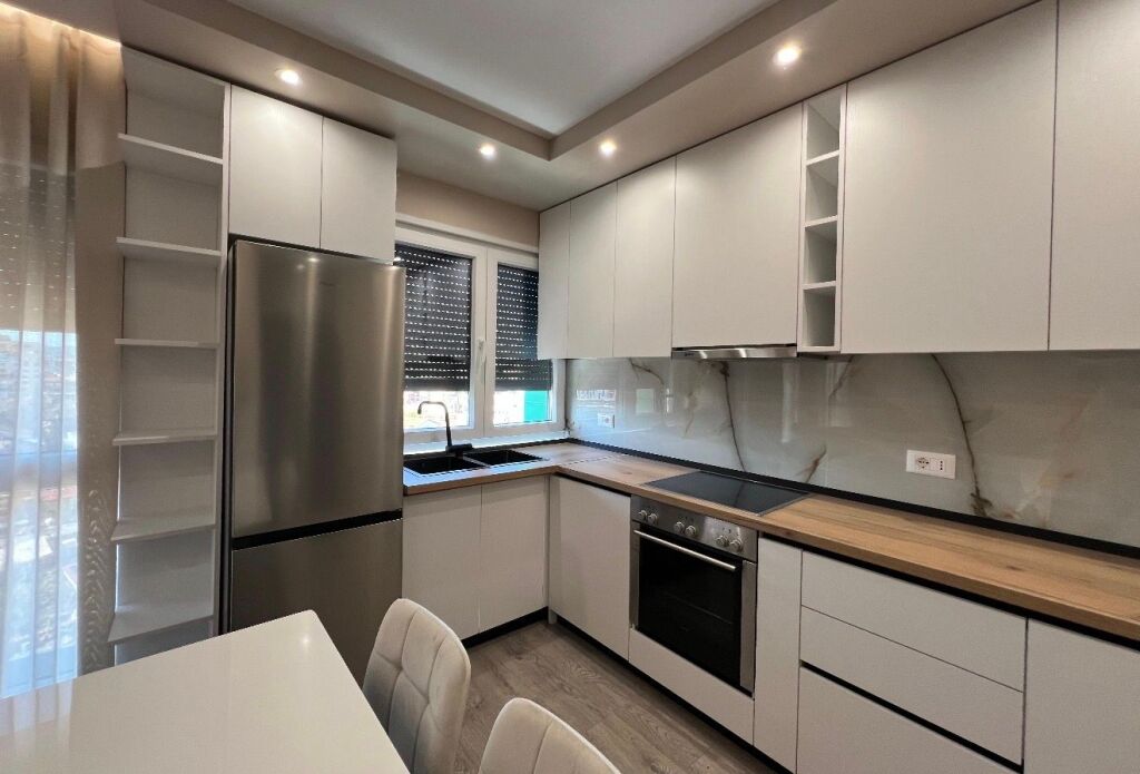 Apartament me qira 1+1 te Rr. Jordan Misja