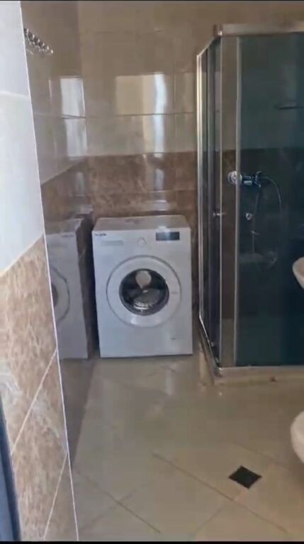 APARTAMENT 1+1. 40000 LEKE. 21 DHJETORI