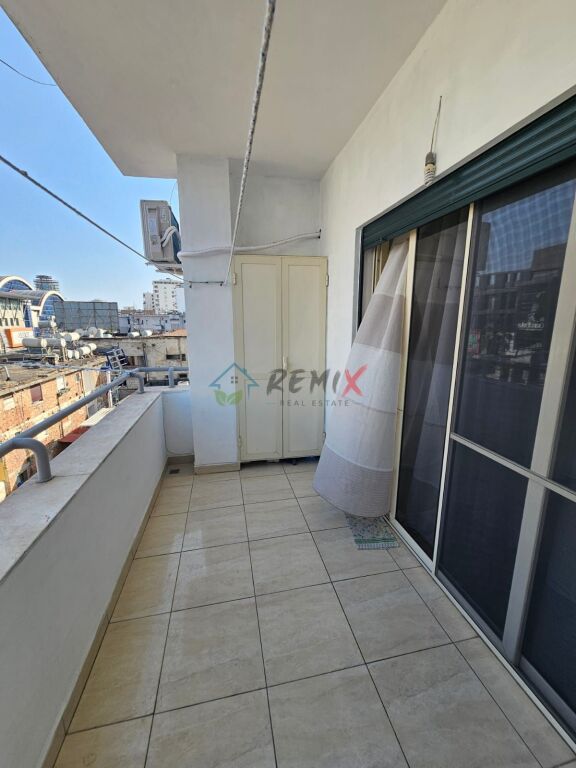 🏡 **AFFITTASI APPARTAMENTO 3+1+2 VICINO AL FLAGSHIP CENTER, DURRËS**