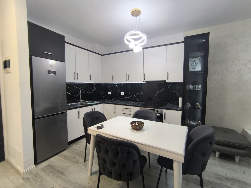 For rent 1+1 at Golden Park