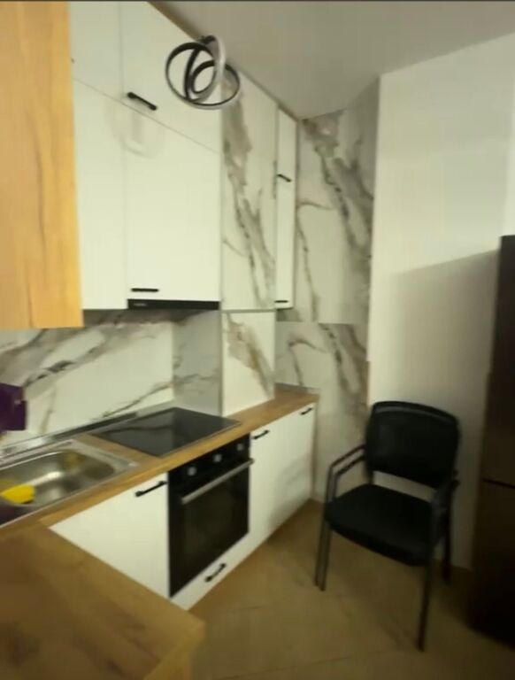 Appartamento 1+1+1 Balcone In Affitto