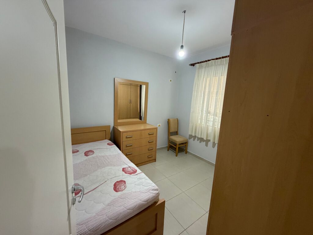 🏡 Jepet me qera Apartament 3+1  📍Astir, Rruga Teodor Keko  🏢 Kati 2 🛗 Me ashensor  📐Sipërfaqja: 140 m²  💰 Çmimi: 55.000 Lekë/Muaj  📩 Për më shumë informacion ose për një vizitë në pronë kontaktoni