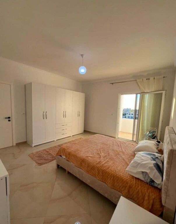 AFFITTASI APPARTAMENTO 2+1, 120 M², NEL SANATORIUM, TIRANA