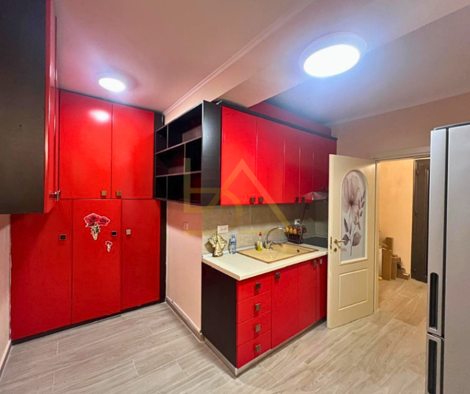 Apartment 1+1 (Convertible to 2+1) for Sale – New Boulevard, Near Skënderbej Square, Tirana