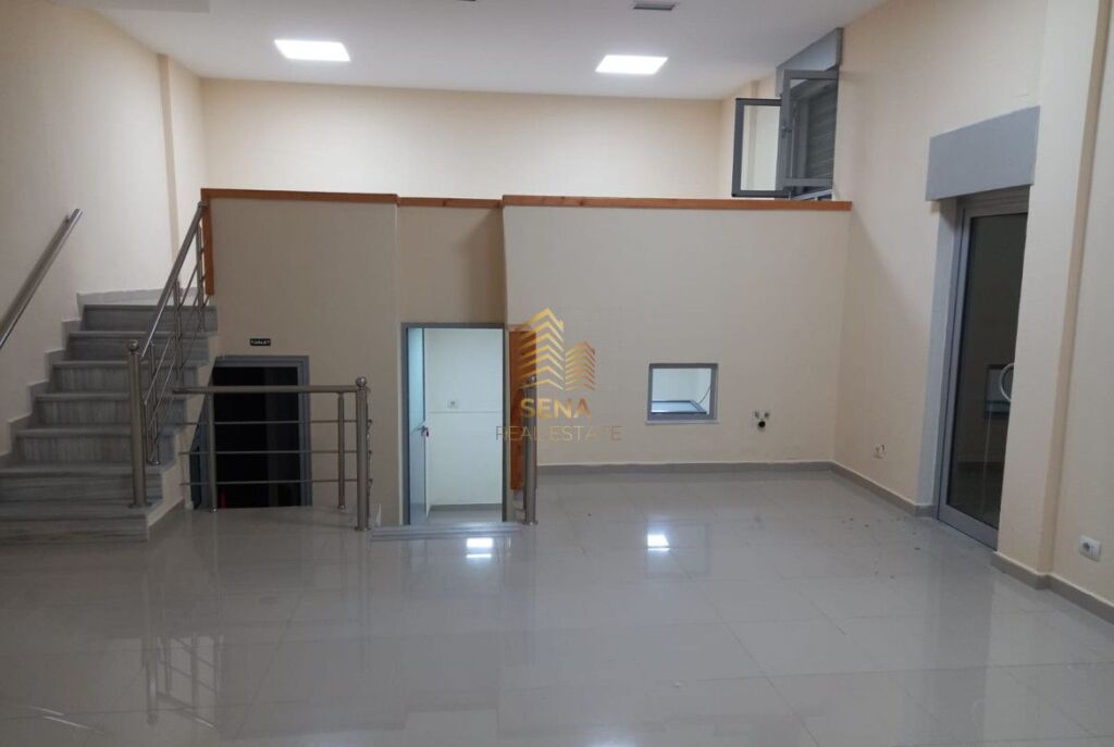 Rent, Business Premises, Selite Area, Hamdi Pepo Street, 70,000 Leke/Month
