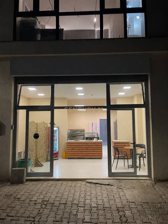 BUSINESS PREMISES FOR SALE IN DURRES! 426,000 €
