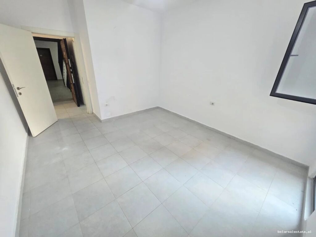 Zyre Me Qera 2+1 Tek Varri i Bamit (ID BZ21015) Tirane.