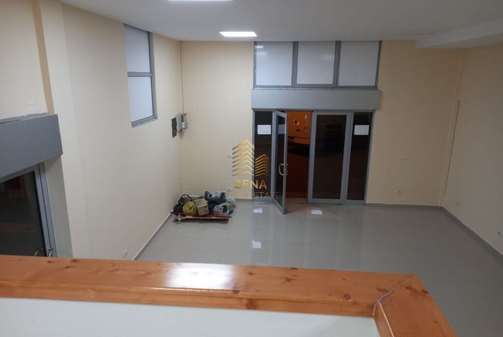 Rent, Business Premises, Selite Area, Hamdi Pepo Street, 70,000 Leke/Month