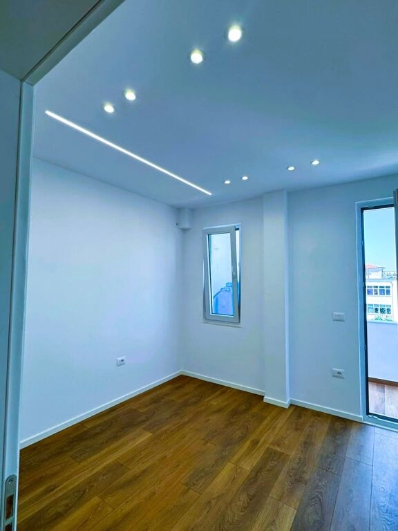 🏡 APPARTAMENTO 2+1 IN VENDITA – VIA 4 DËSHMORËT ✨