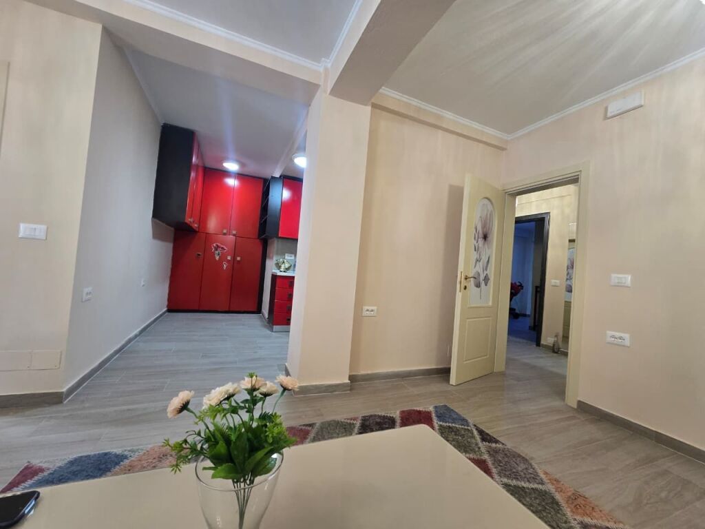 Apartament 1+1 për shitje | Bulevardi Zogu i Parë, Tiranë