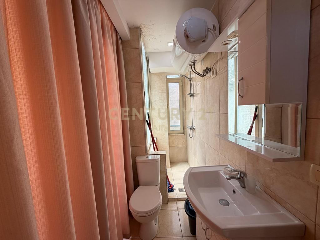 FOR RENT, APARTMENT 2+1+2, AT PAVAROTI "LAKE VIEW"