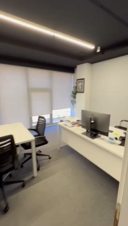 Office space for rent at pazari ri, Tirana