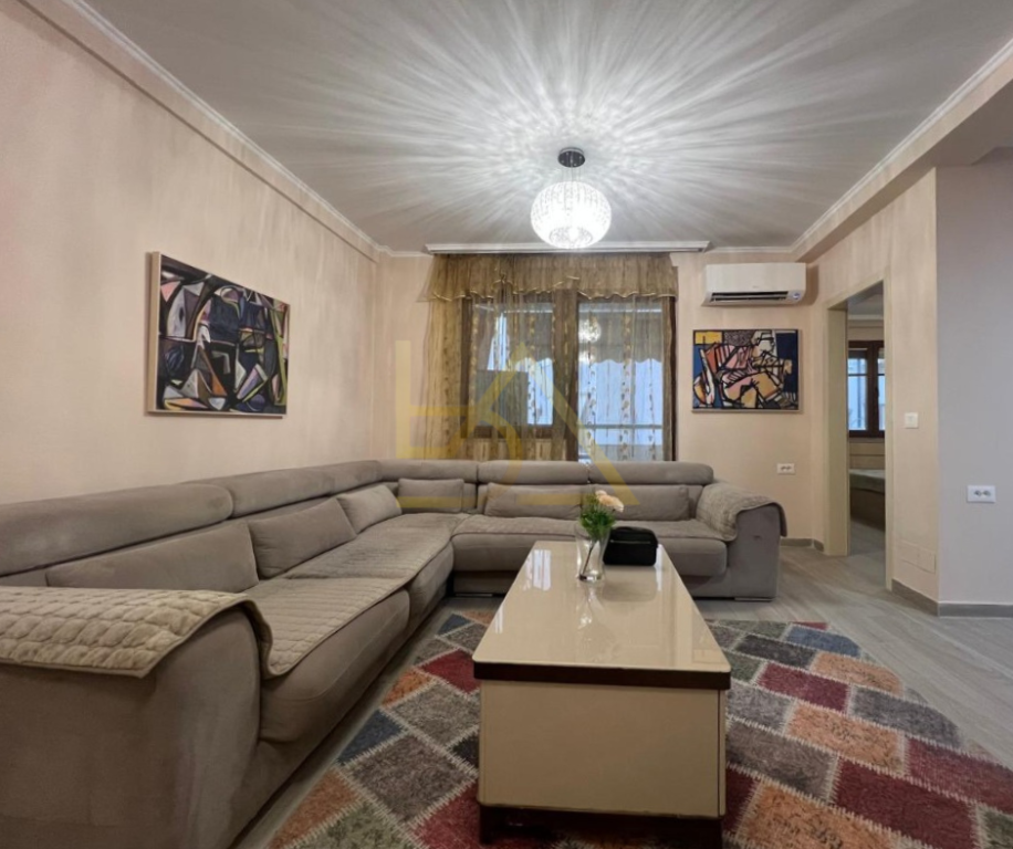 Apartment 1+1 (Convertible to 2+1) for Sale – New Boulevard, Near Skënderbej Square, Tirana