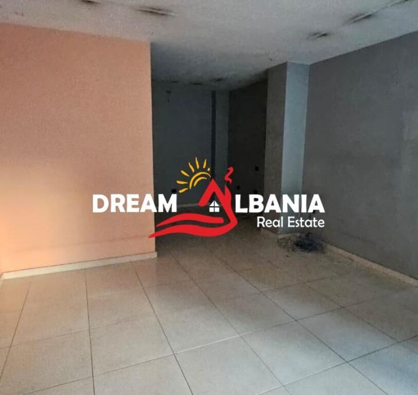 Business premises for rent on Bardhyl Street near EHW ( 42711188 )